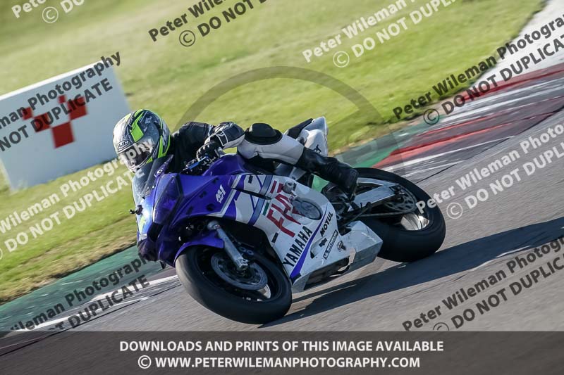 donington no limits trackday;donington park photographs;donington trackday photographs;no limits trackdays;peter wileman photography;trackday digital images;trackday photos